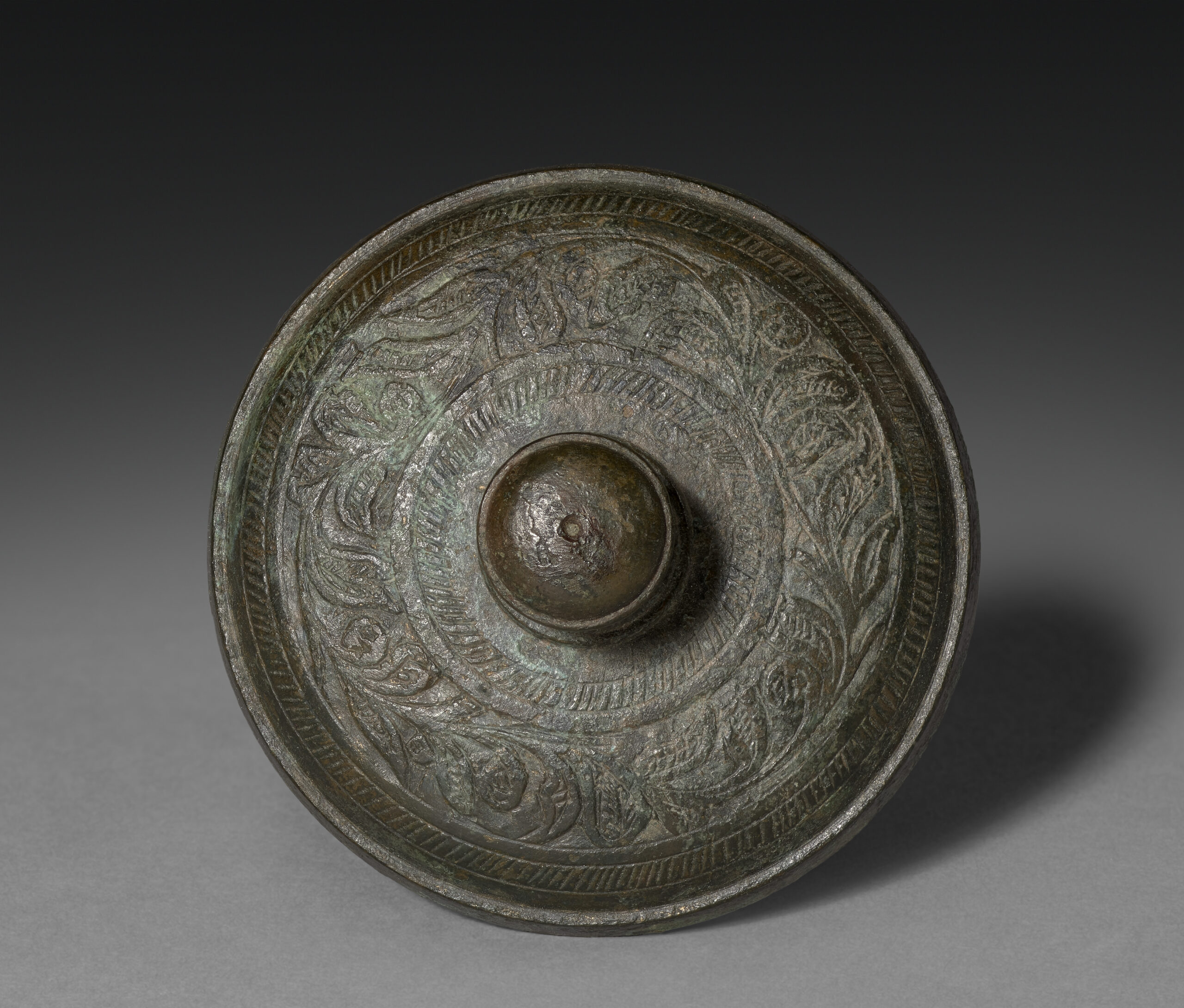 Reliquary Box (lid), gandhara, 200–400 CE