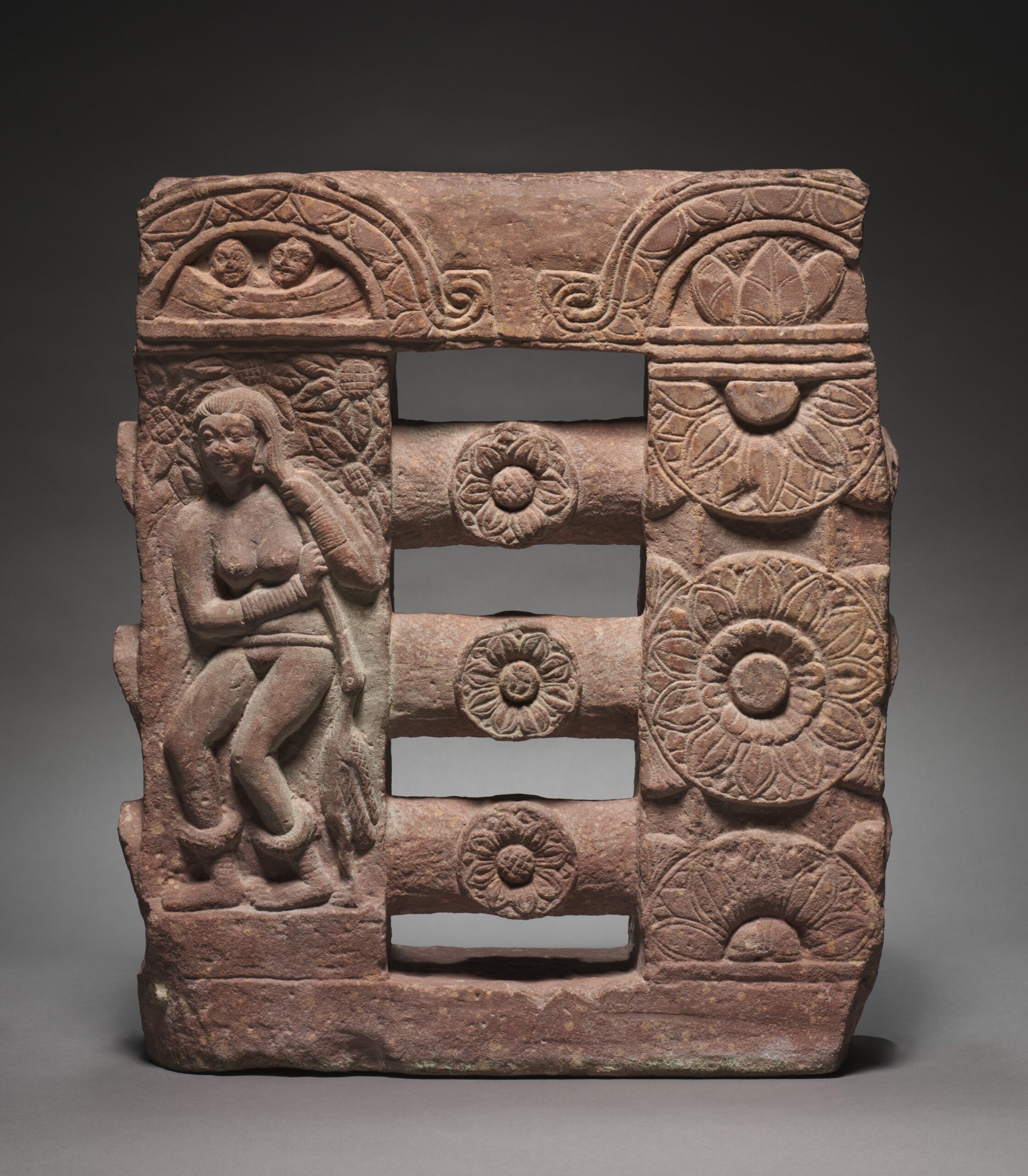 lotus, mathura, c. 150–250 CE