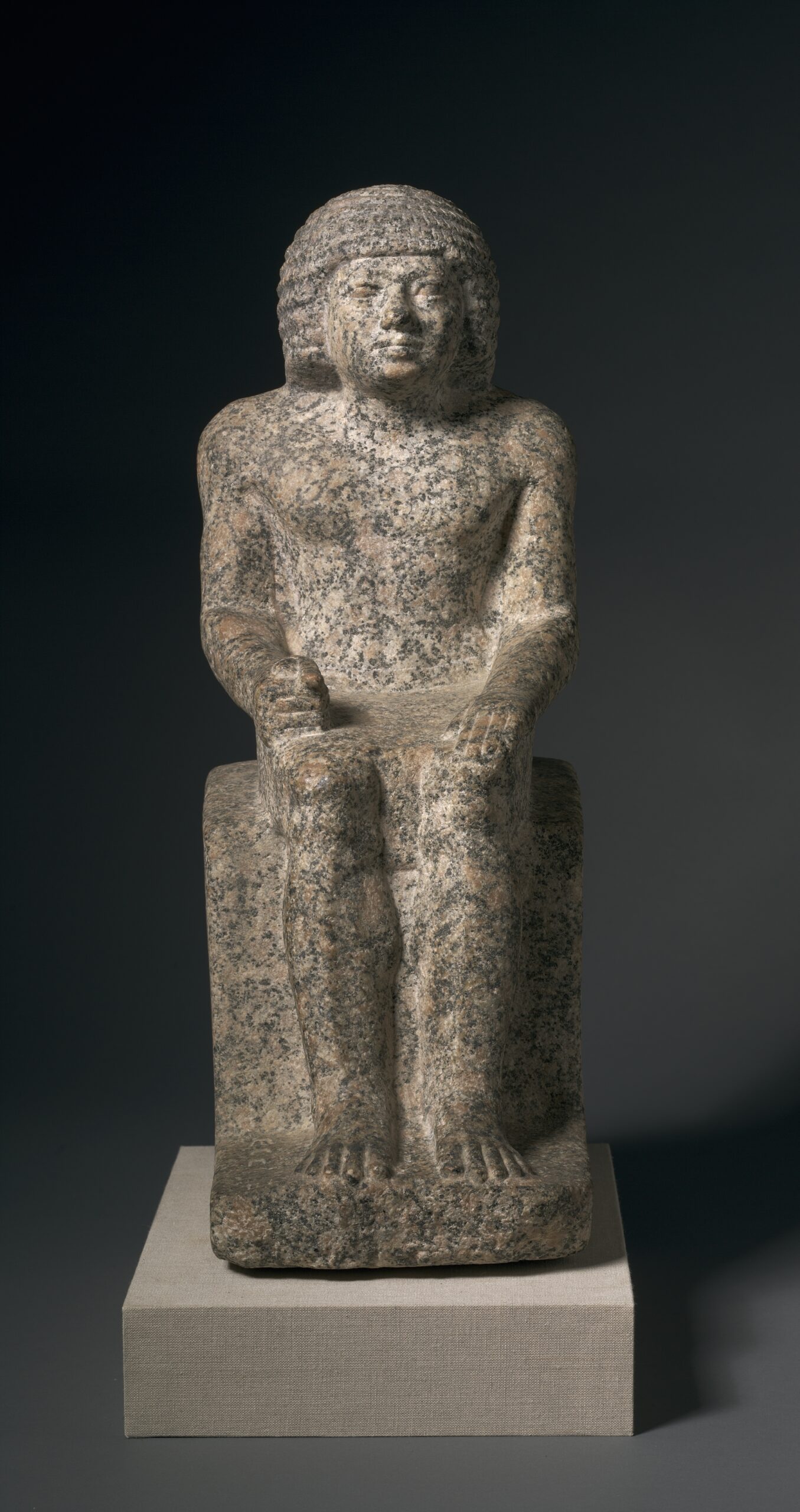 Seated Statue of Nykara, pallava, 2408–2377 BCE