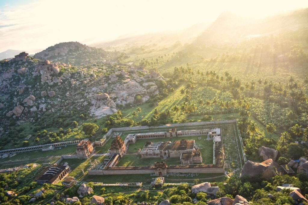 Achyutaraya temple, Hampi 01