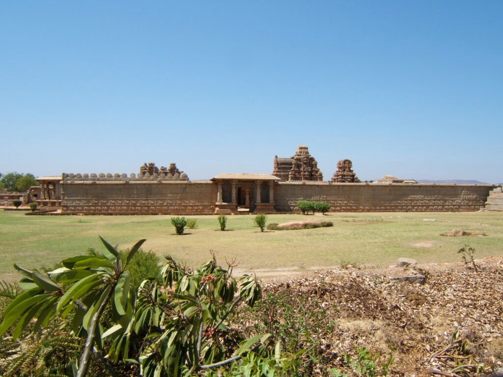 Achyutaraya Temple, Hampi, Vijayanagara, Karnataka, India (2007)