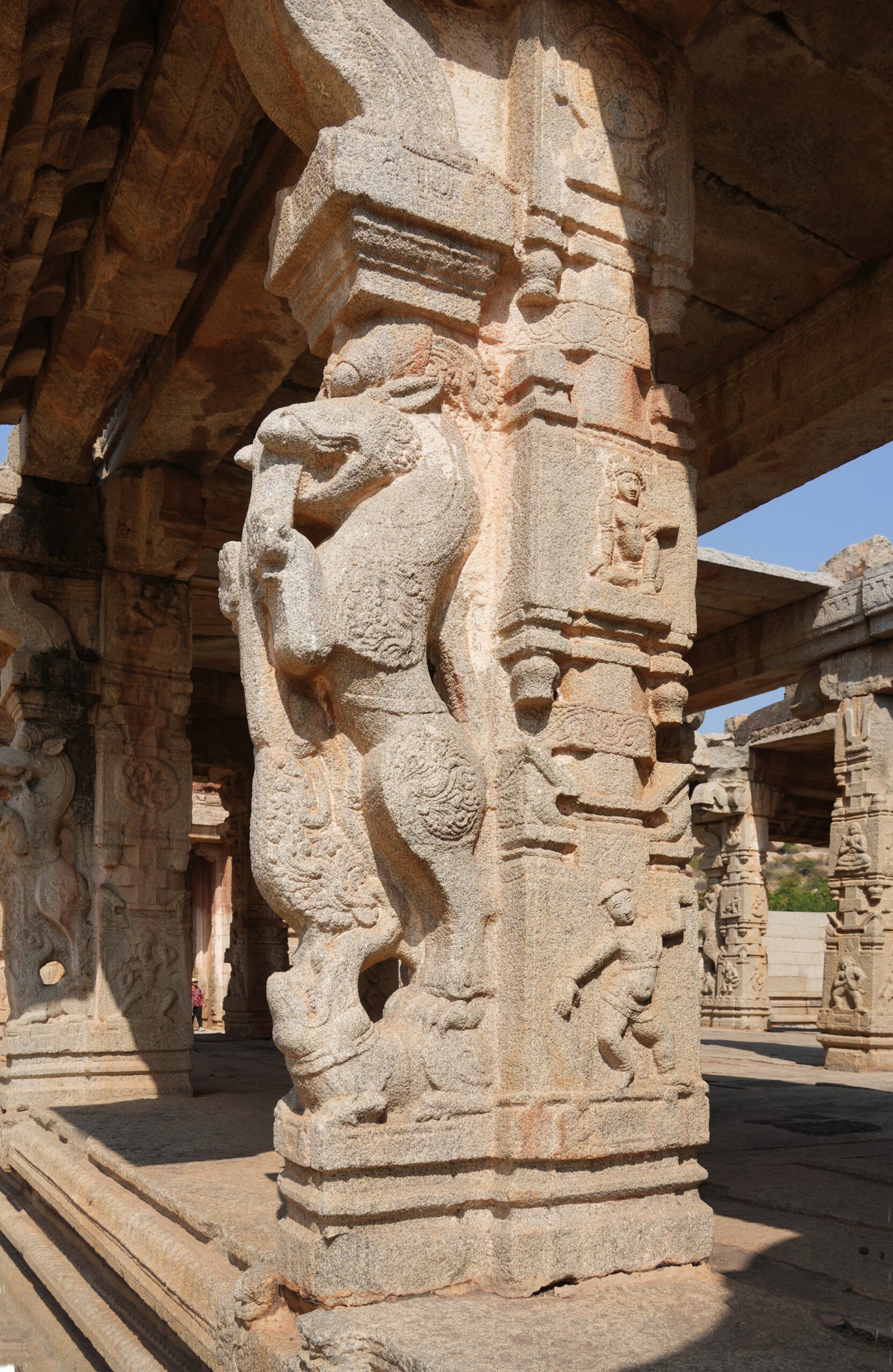Achyutaraya Temple - Shrine Column, vijayanagara