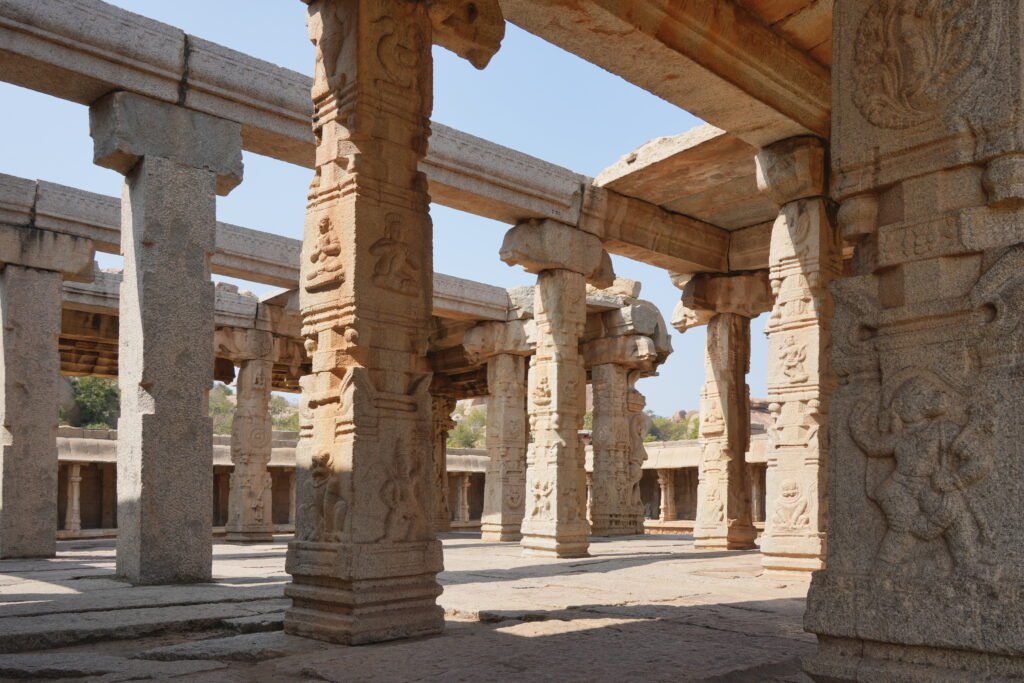 Achyutaraya Temple – Shrine Columns