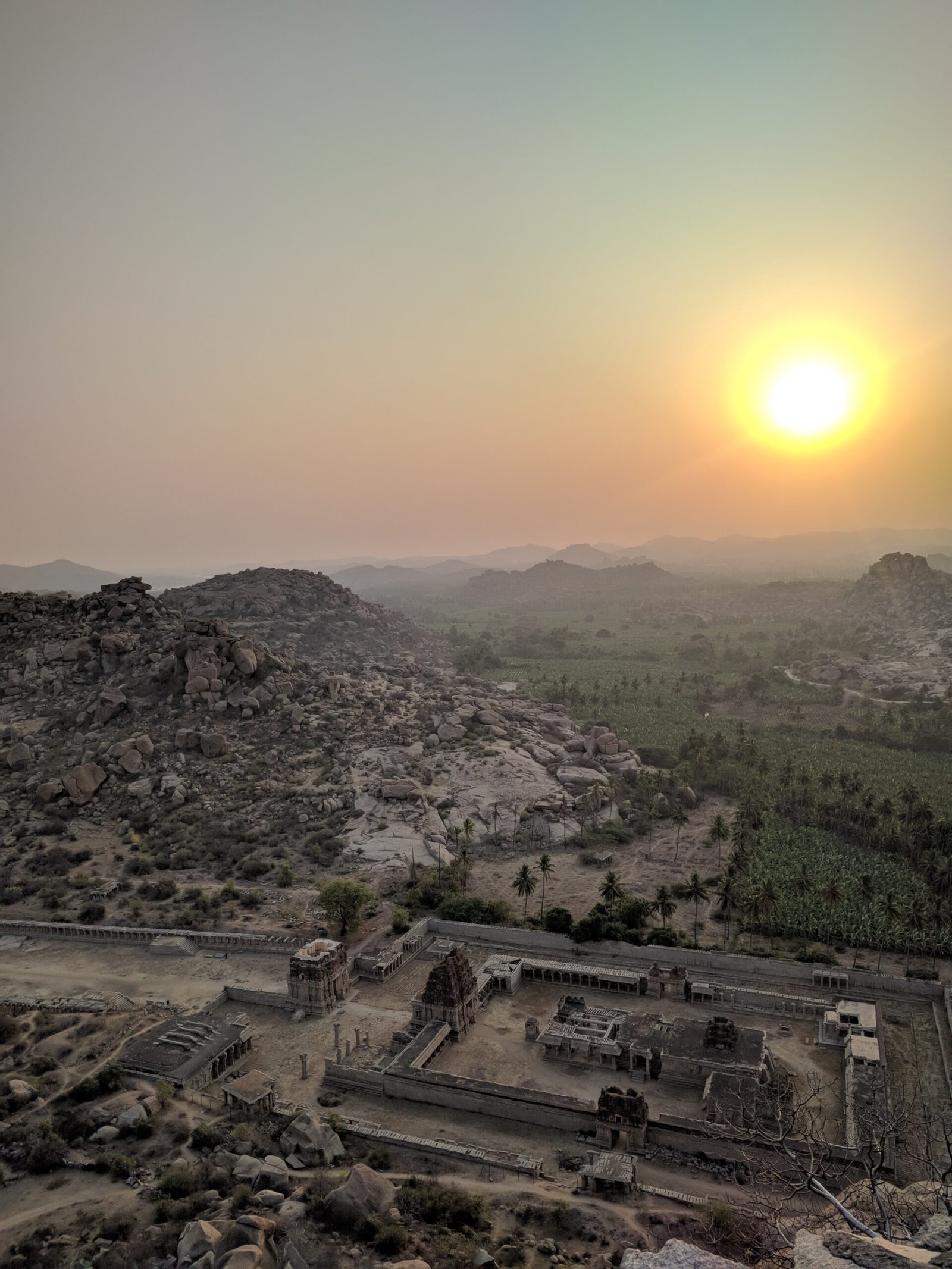AchyutarayaTemple-Hampi-Karnataka-01, vijayanagara