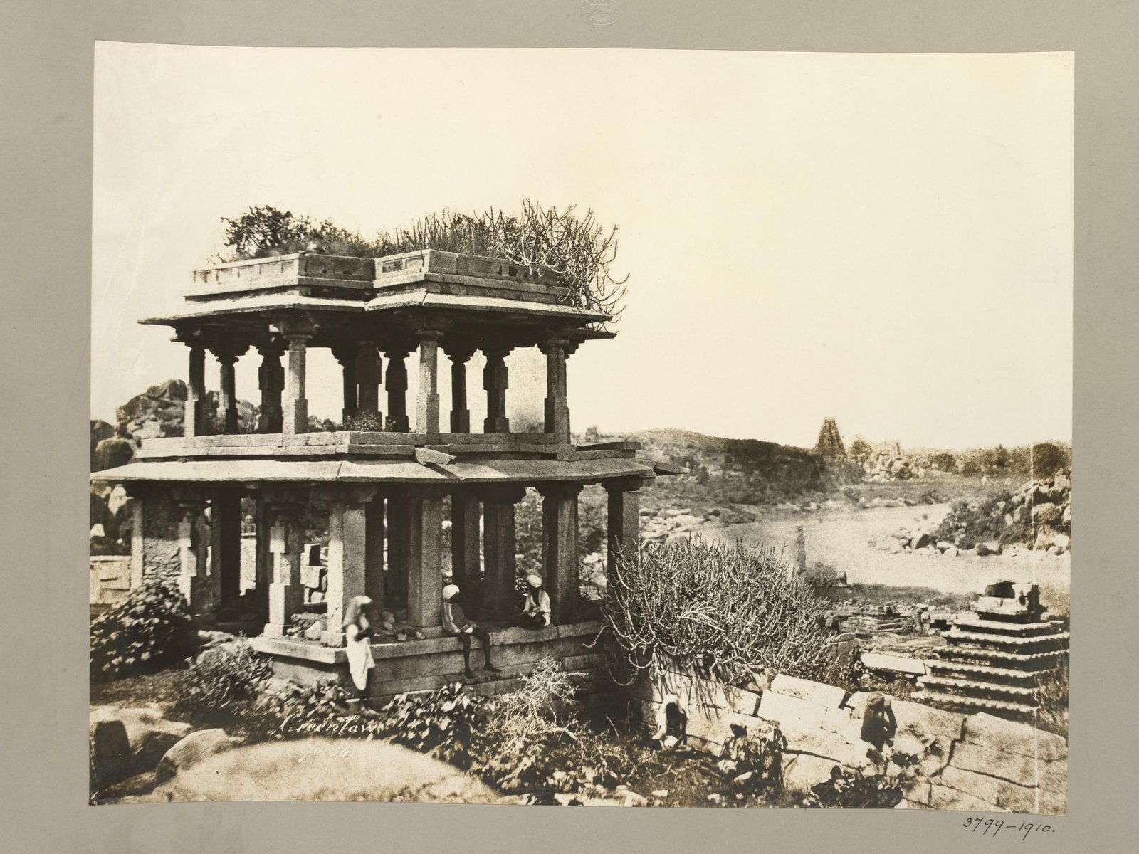 Eastern Gateway, Narasimha Temple at Hemakuta Hill 1856 photo, vijayanagara, 1856