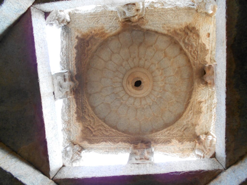 Grandeur of Hampi-20