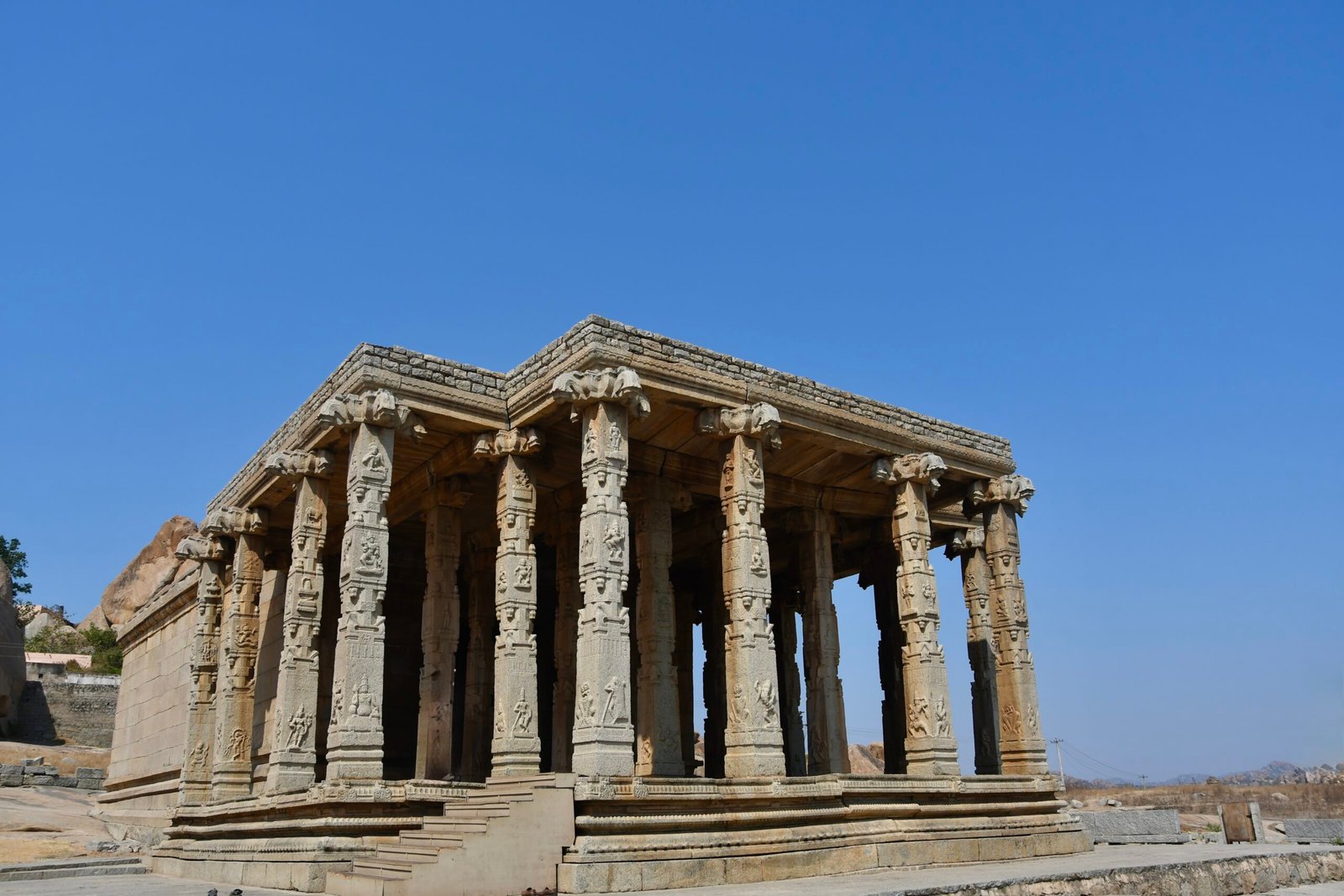 Group of monuments at Hampi by Shagil Kannur (46), vijayanagara