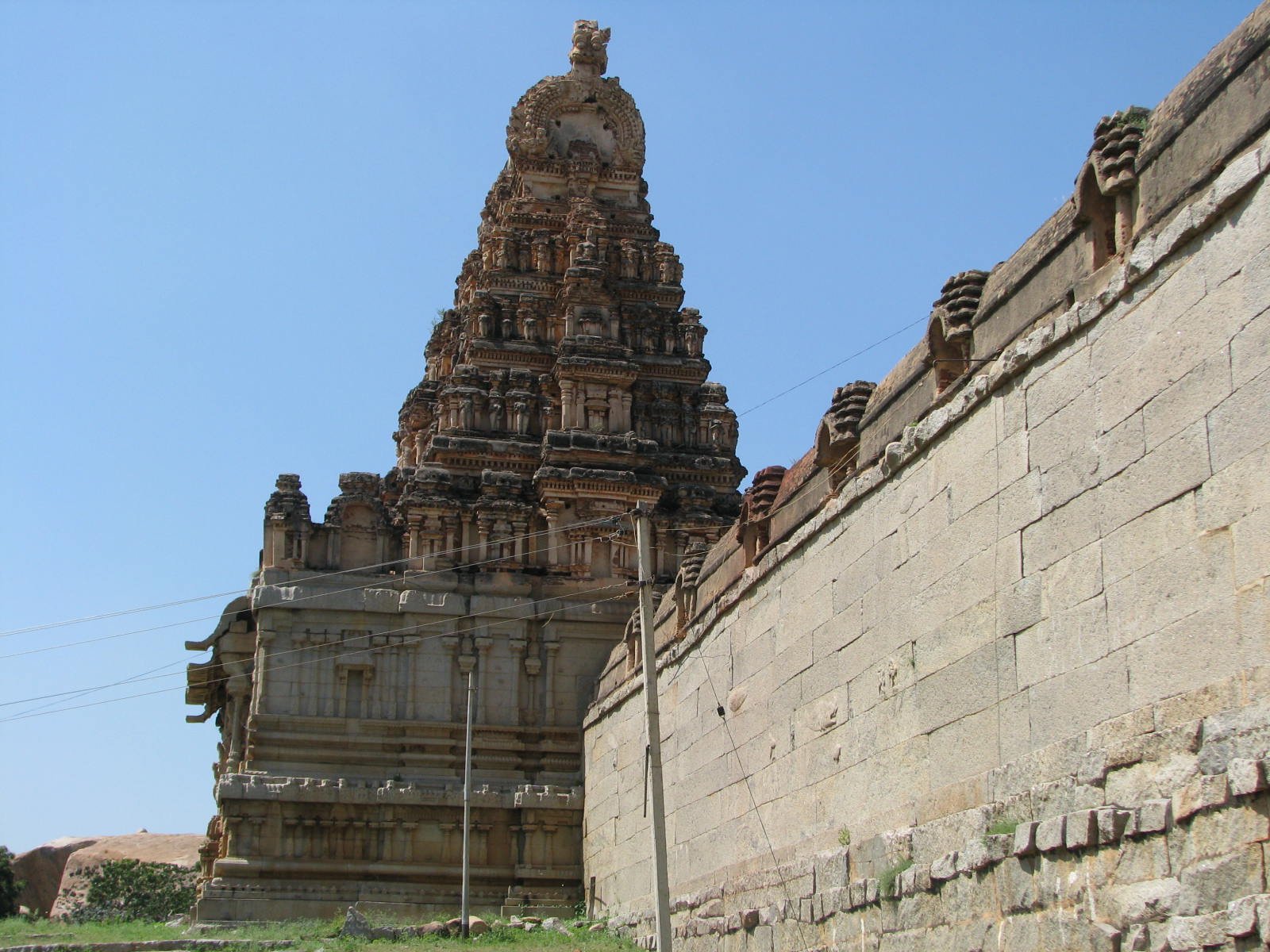 Hampi 11-1-2008 12-01-38 PM, vijayanagara