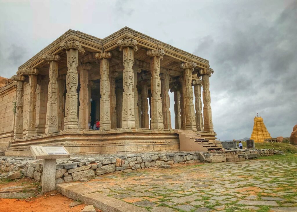 Kadalekalu Ganesha Temple Complex, Hampi