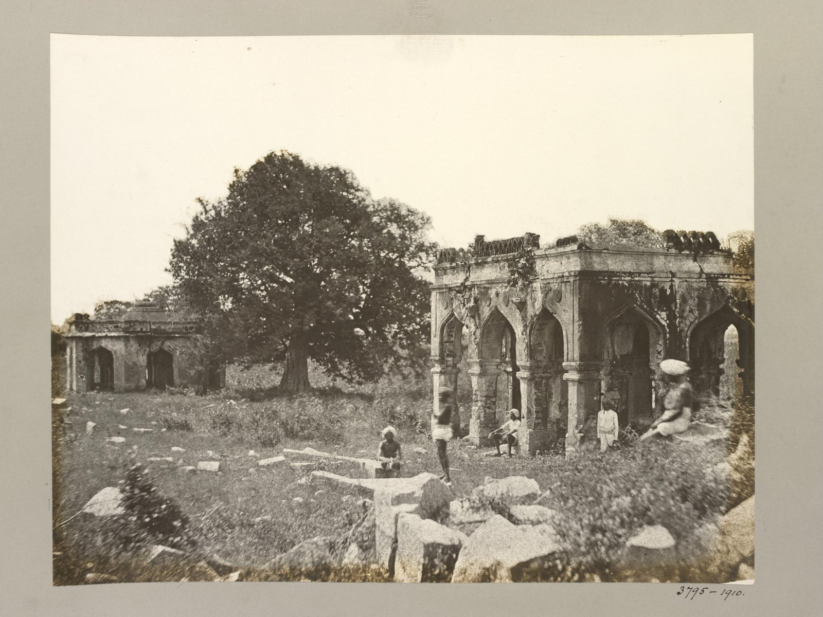 Octagonal Fountain and Pavilion, Royal Centre 1856 photo, vijayanagara, 1856