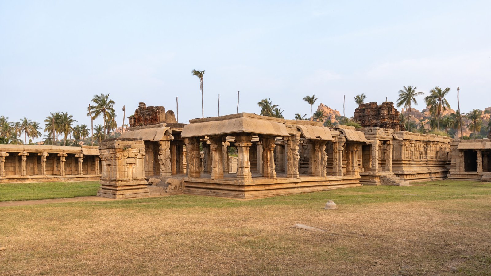 Perspective view of Garbhagriha in Achyutaraya complex from the Galigopura, vijayanagara