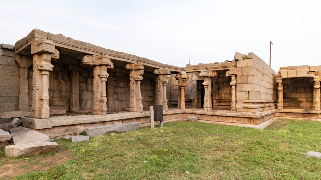 Perspective view of structures to the South West quadrant of Achyutaraya complex