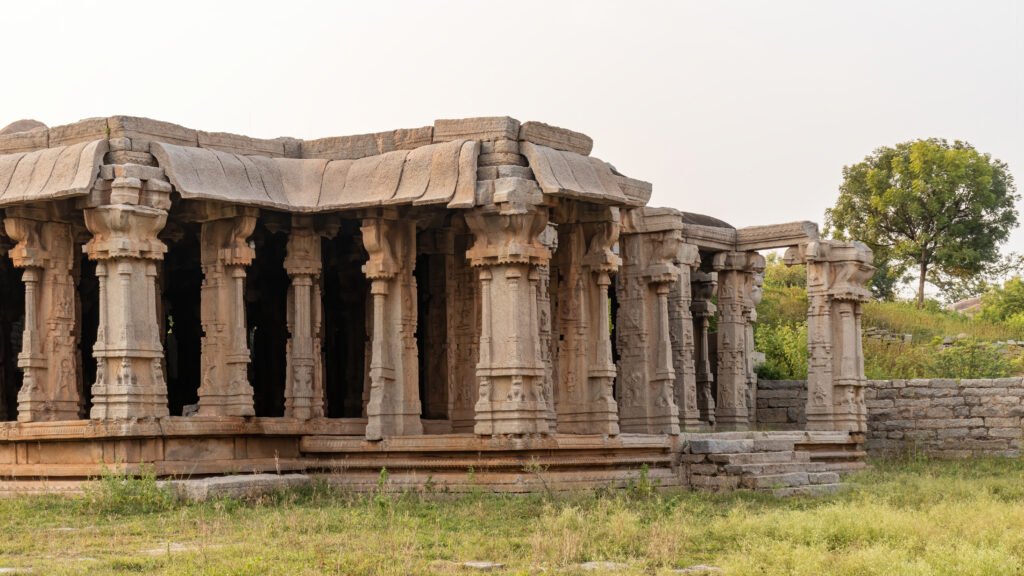 A temple inside the Achyutaraya complex (02)
